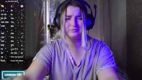 Snapshot of jenny_smitx chatting on 10/22/25, 02:12 jenny_smitx online show from 10/22/25, 02:12