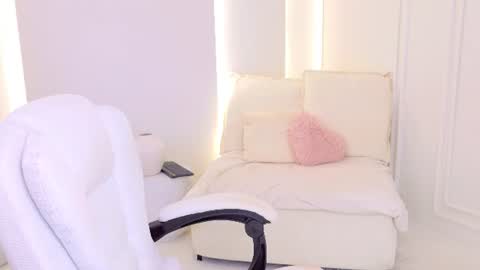 JENNY online show from 07/13/26, 05:32