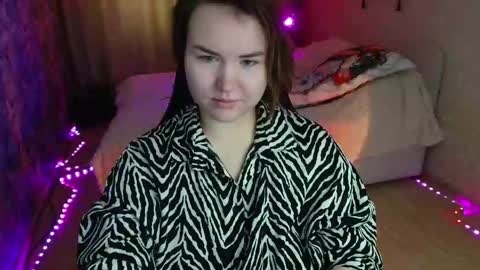 Snapshot of jennyattal chatting on 03/11/26, 05:02 Jenny online show from 03/11/26, 05:02
