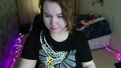 Snapshot of jennyattal chatting on 04/03/26, 03:37 Jenny online show from 04/03/26, 03:37