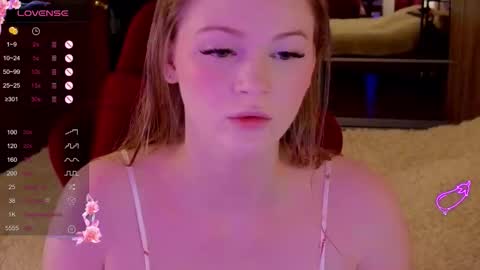 Snapshot of jennykiss11 chatting on 10/21/25, 01:12 your dream online show from 10/21/25, 01:12