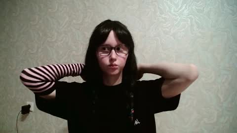 JennyOlset online show from 02/21/25, 01:44