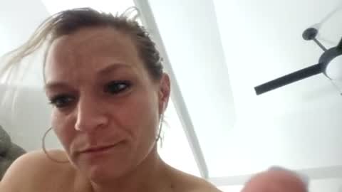 Snapshot of jennyrose6969 chatting on 06/12/26, 07:18 jennyrose6969 online show from 06/12/26, 07:18
