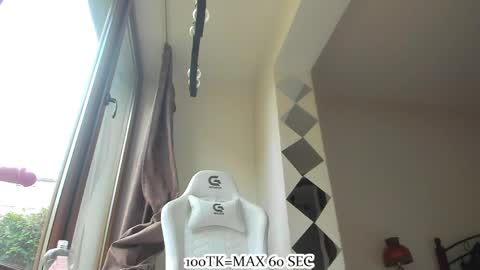 infamous blondiechloe.             Jennyjennywildd online show from 06/02/26, 03:14