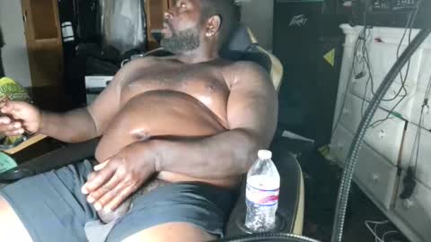 Snapshot of jeremiah0827 chatting on 10/22/25, 01:50 jeremiah0827 online show from 10/22/25, 01:50