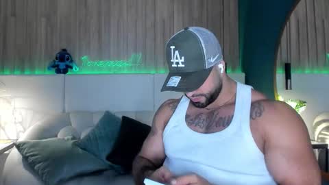 Snapshot of jeremy_harden chatting on 11/27/25, 12:24 Jeremy online show from 11/27/25, 12:24