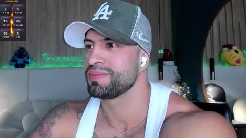 Snapshot of jeremy_harden chatting on 12/14/25, 11:53 Jeremy online show from 12/14/25, 11:53