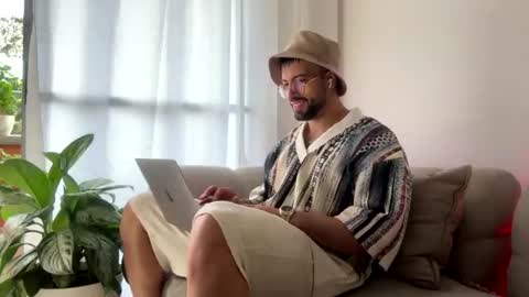 Jeremy online show from 07/08/26, 12:31