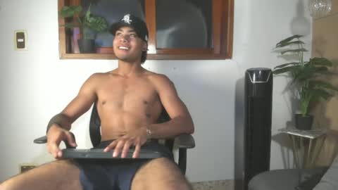 Snapshot of jeremy_wallker chatting on 05/20/26, 08:48 Jeremy online show from 05/20/26, 08:48