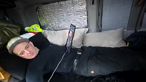 Snapshot of jeremycassanova chatting on 12/02/25, 03:45 Jeremy online show from 12/02/25, 03:45