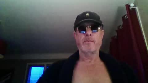 Snapshot of jerflor chatting on 01/16/26, 04:33 jerflor online show from 01/16/26, 04:33
