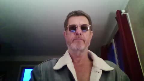 Snapshot of jerflor chatting on 02/13/26, 05:09 jerflor online show from 02/13/26, 05:09
