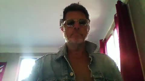 Snapshot of jerflor chatting on 04/02/26, 04:15 jerflor online show from 04/02/26, 04:15