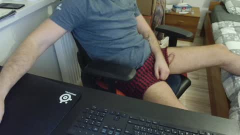 Boy likes daddies online show from 12/15/24, 06:26