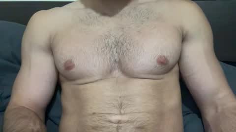 Snapshot of jerknchill_ chatting on 10/31/25, 03:40 jerknchill_ online show from 10/31/25, 03:40