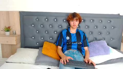 jermi_johnson online show from 09/09/25, 01:54