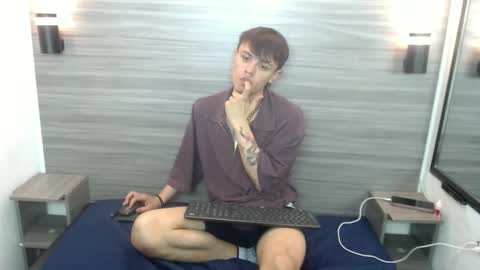 Snapshot of jerom_xx chatting on 09/29/25, 08:02 Jerom xx online show from 09/29/25, 08:02
