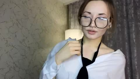 Snapshot of jerrimeyer chatting on 05/23/26, 02:43 Lily online show from 05/23/26, 02:43