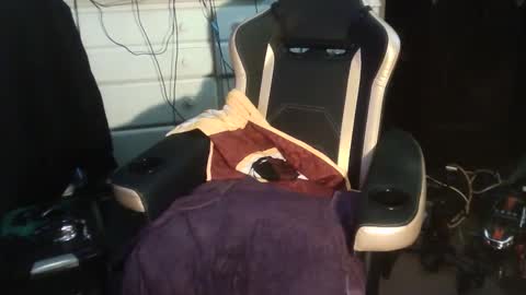 Snapshot of jerry0827 chatting on 03/09/25, 03:27 jerry johnson online show from 03/09/25, 03:27
