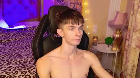 Snapshot of jerry_lucky chatting on 12/05/25, 06:33 Jerry online show from 12/05/25, 06:33