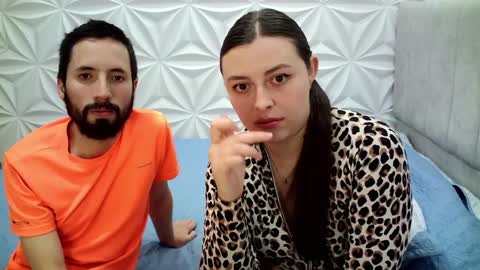 Snapshot of jerryandjessicaa chatting on 12/22/24, 12:07 Jess y Jerry online show from 12/22/24, 12:07