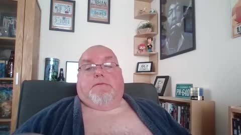 Snapshot of jerseyhammer01 chatting on 09/20/25, 08:48 Harry online show from 09/20/25, 08:48