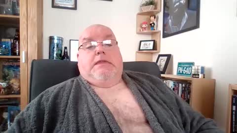 Snapshot of jerseyhammer01 chatting on 11/01/25, 09:33 Harry online show from 11/01/25, 09:33