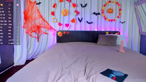 Jesika online show from 10/31/25, 07:53