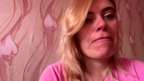 JeslyNomert online show from 10/12/25, 11:42