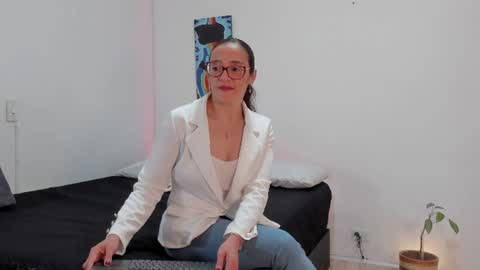 Snapshot of jess1ca_herrera chatting on 07/30/26, 01:21 jessica herreraToday I will be your devil and you my victim online show from 07/30/26, 01:21