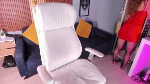 Jessie online show from 07/25/26, 10:40