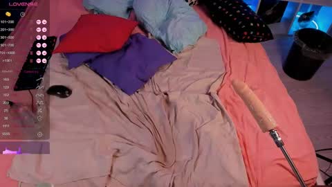Jess online show from 12/12/24, 07:19