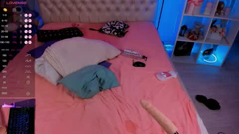 Jess online show from 12/21/24, 10:17