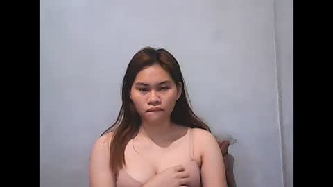 Snapshot of jessa_21 chatting on 02/21/25, 11:33 jessa_21 online show from 02/21/25, 11:33