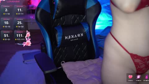 Snapshot of jessa__smith chatting on 01/16/25, 07:07 hello my name is Hanna online show from 01/16/25, 07:07