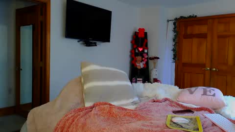 Jessabelle Diamond online show from 02/25/25, 06:09