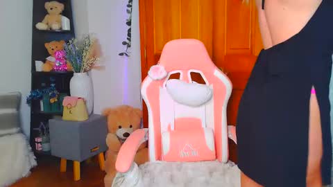 Jessabelle Diamond online show from 06/10/26, 01:32