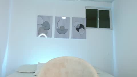 Hello we are Jesse and Dante. online show from 06/25/26, 04:23