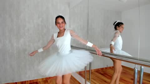 Jess online show from 01/24/25, 07:07