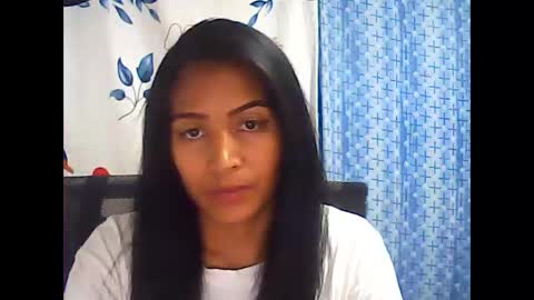 jessi_tastyxx172121 online show from 10/03/25, 08:00