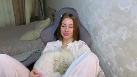 Jessy online show from 10/14/25, 06:25