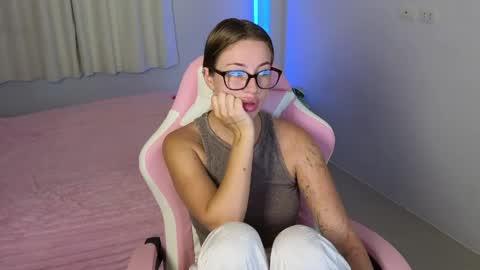 Jessy online show from 05/04/26, 01:45