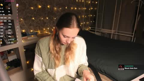 Mila online show from 01/16/25, 03:23