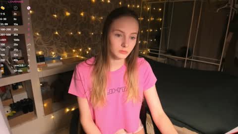 Mila online show from 01/21/25, 02:43