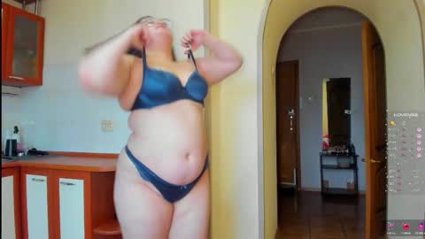 Snapshot of jessica_joy_ chatting on 12/05/25, 08:23 Natalia online show from 12/05/25, 08:23