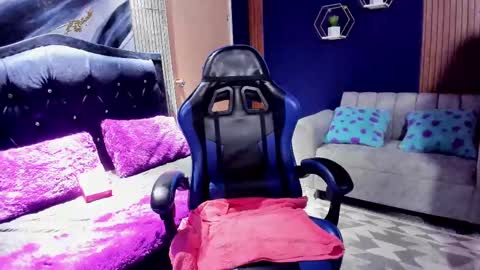 Snapshot of jessica_ly90 chatting on 09/16/25, 12:55 JESSICA online show from 09/16/25, 12:55