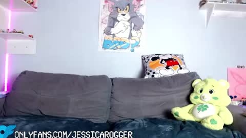 Jess And Rogger independents online show from 07/19/26, 10:19