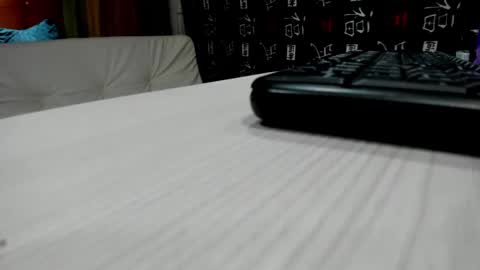 jessica_rabbit777_ online show from 01/16/25, 12:12