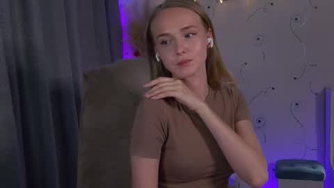 Snapshot of jessica_rays chatting on 11/28/25, 10:23 Jessica online show from 11/28/25, 10:23