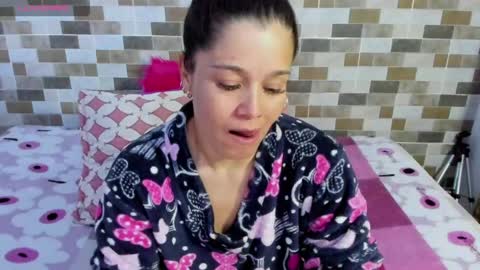 Snapshot of jessica_robertss chatting on 05/20/26, 01:01 jessimodel independient online show from 05/20/26, 01:01